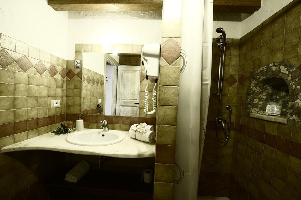 Il Giardino Degli Aranci Bed and Breakfast Mores Kamer foto