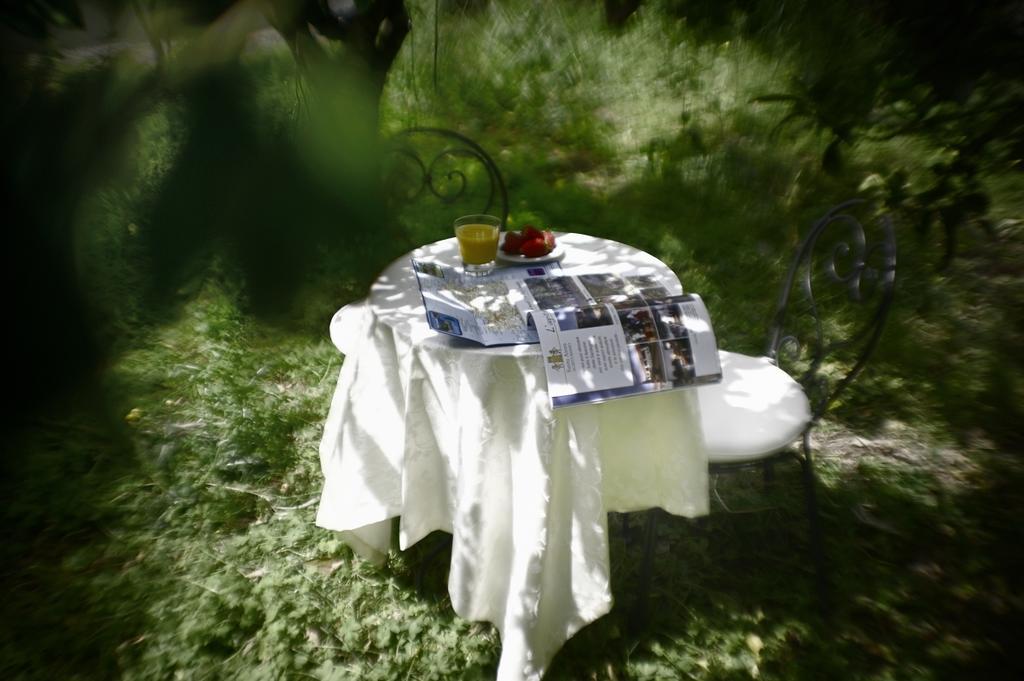 Il Giardino Degli Aranci Bed and Breakfast Mores Buitenkant foto