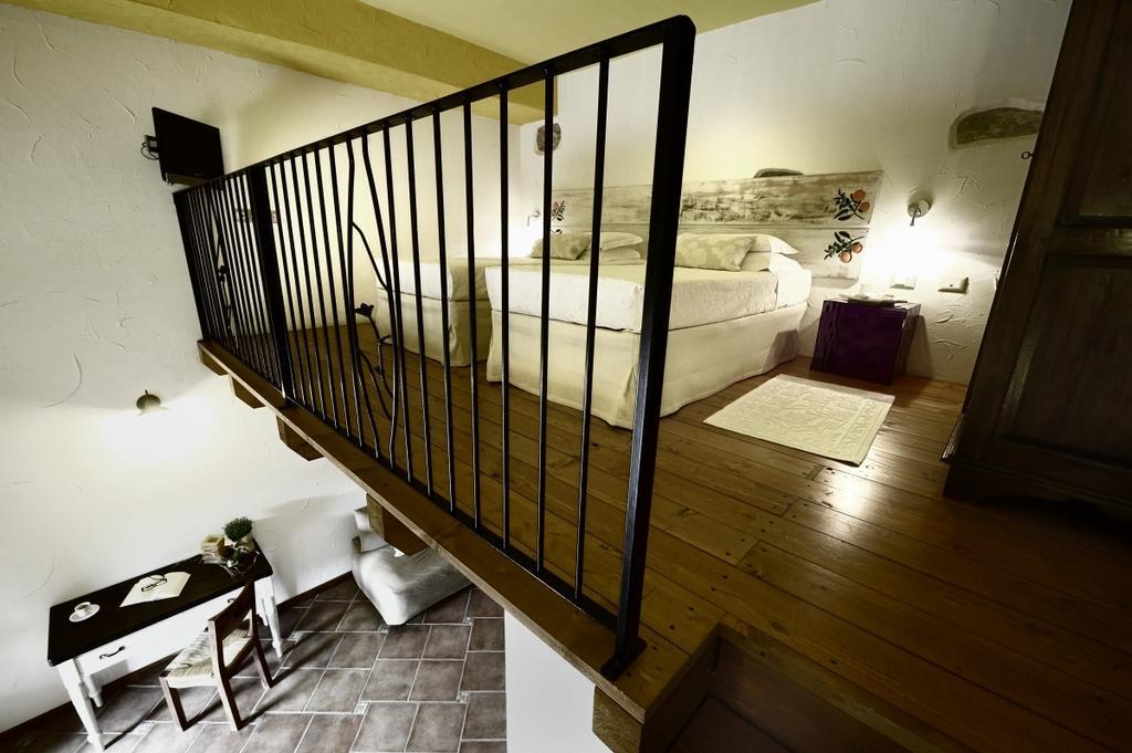 Il Giardino Degli Aranci Bed and Breakfast Mores Buitenkant foto