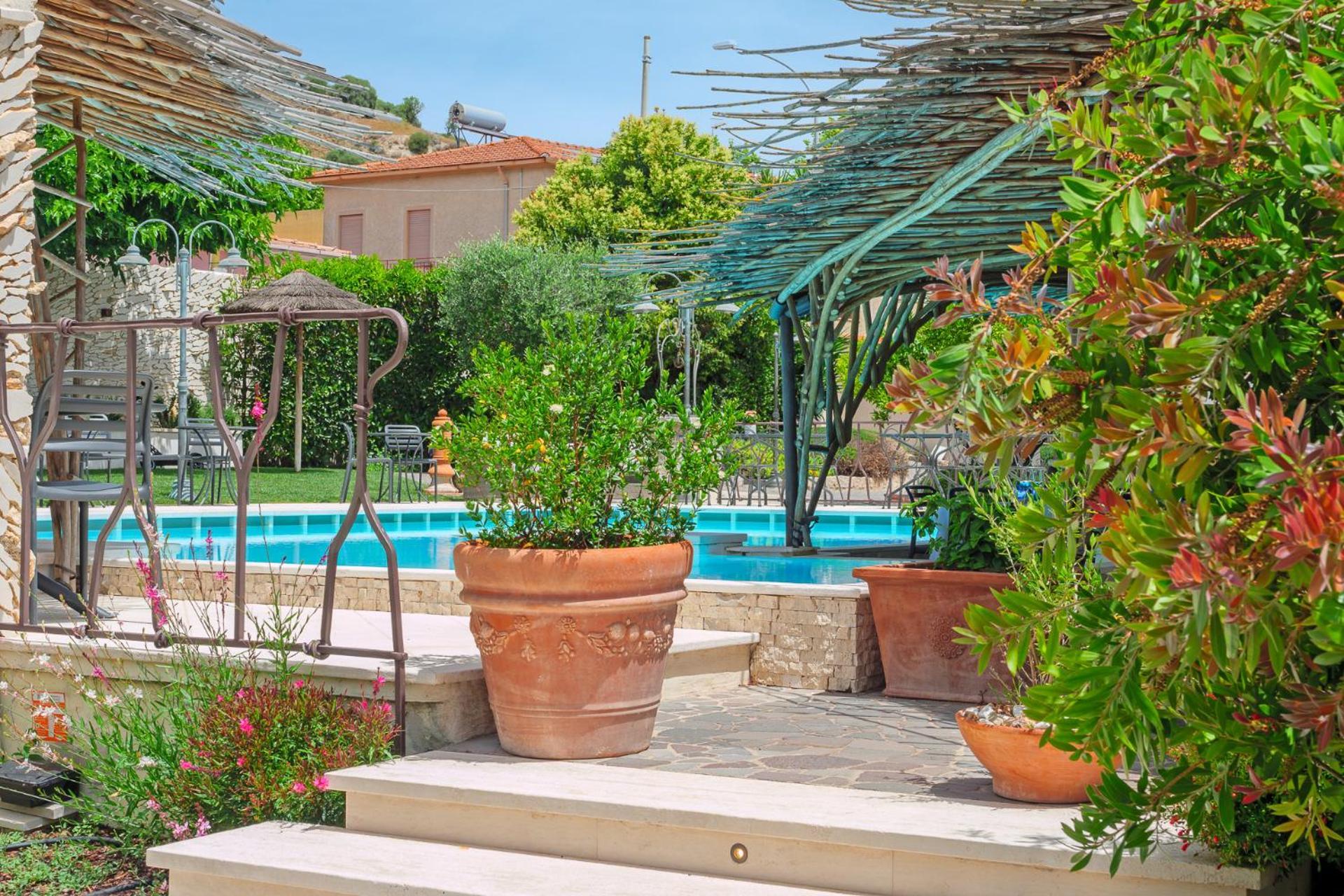 Il Giardino Degli Aranci Bed and Breakfast Mores Buitenkant foto