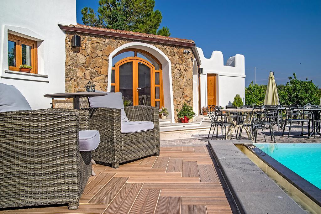 Il Giardino Degli Aranci Bed and Breakfast Mores Buitenkant foto
